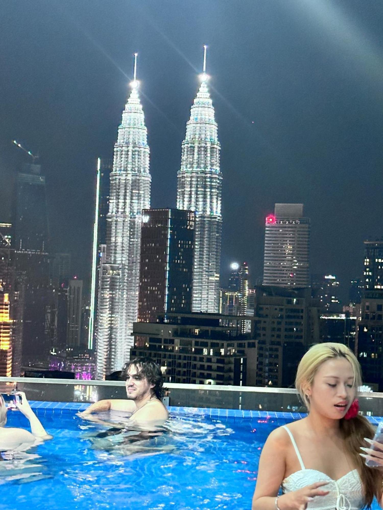 The Luxe Infinitum Klcc By Kl Malaysia Kuala Lumpur